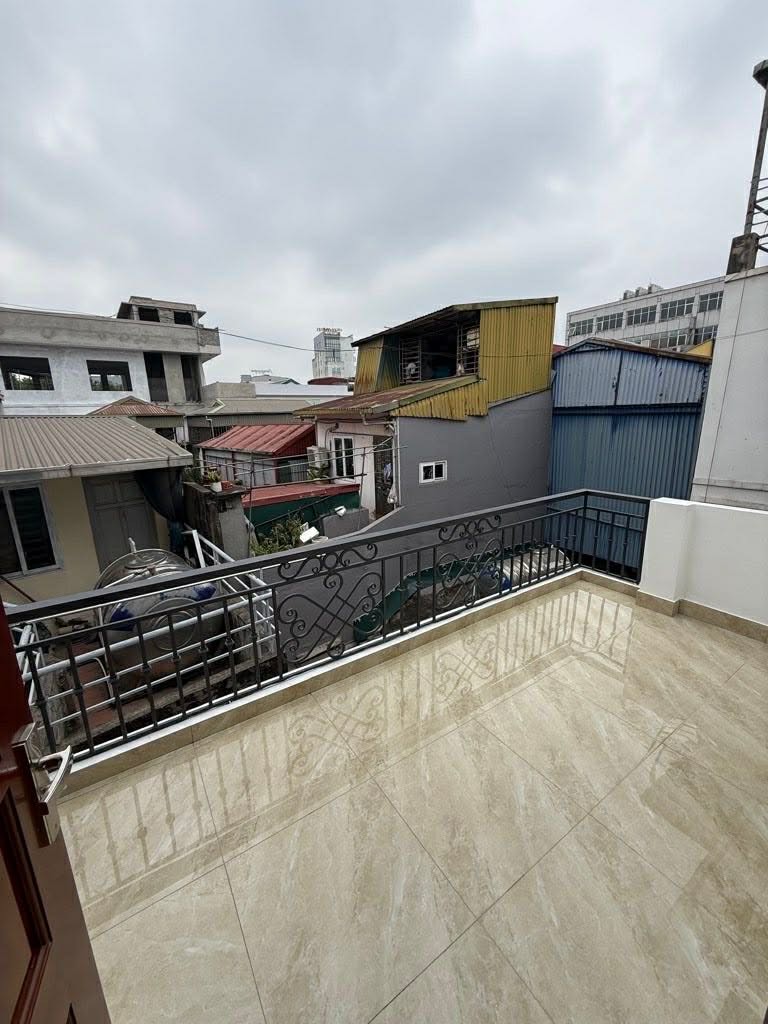 LÔ GÓC 6 TẦNG THANG MÁY XÂY MỚI ĐẸP_VĂN MIẾU - QUỐC TỬ GIÁM_GẦN PHỐ_42m2_3 THOÁNG, hơn 14 tỷ